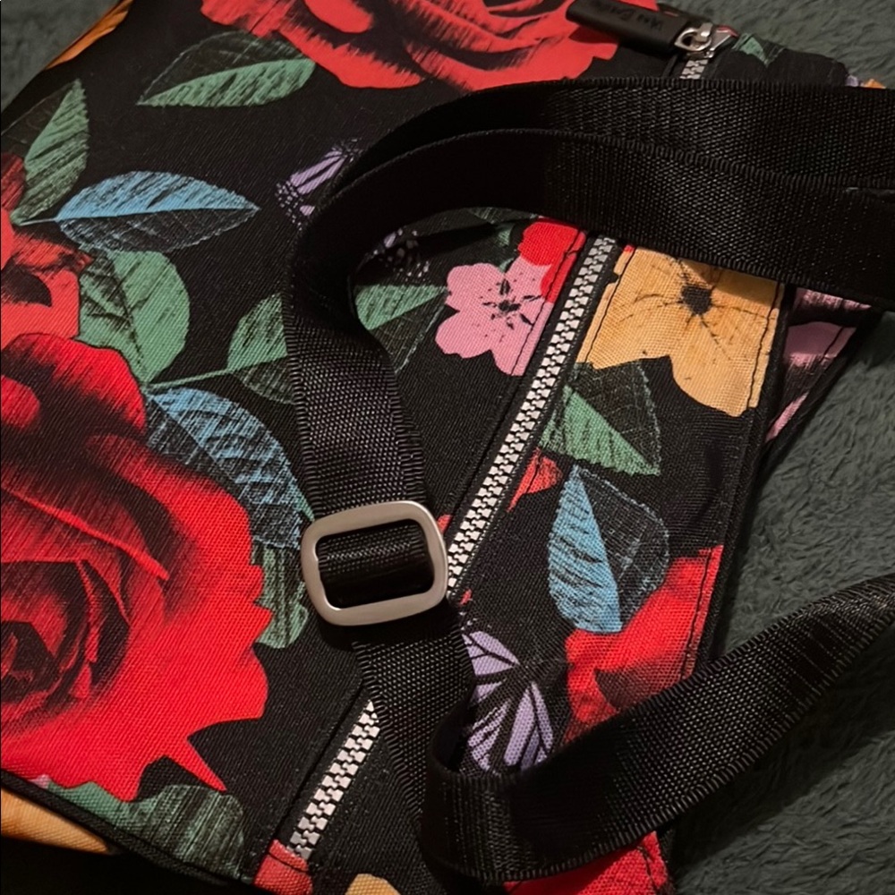 Vera Bradley Multicolor Floral Tote - Picture 5 of 6